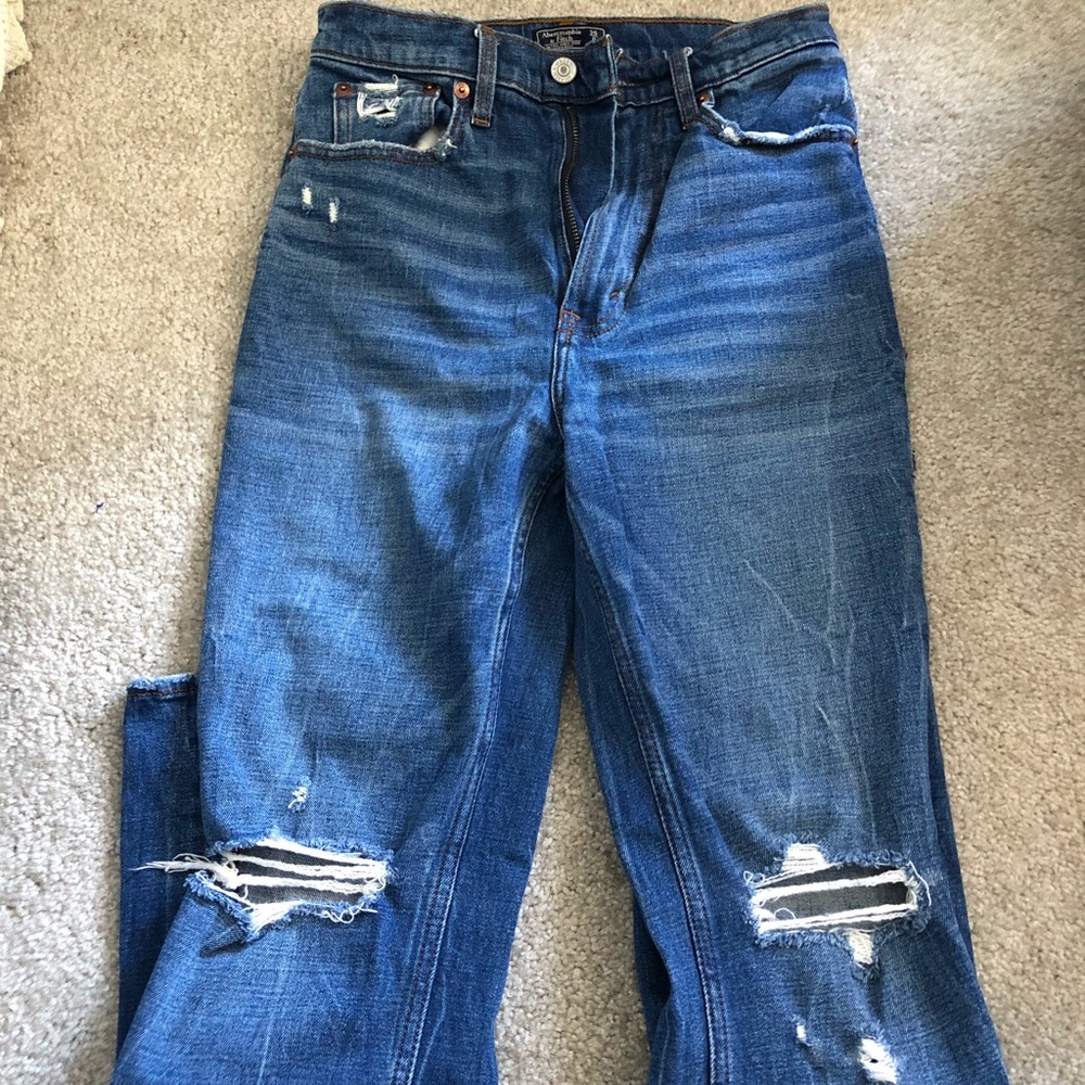 Abercrombie Ultra High Rise Straight